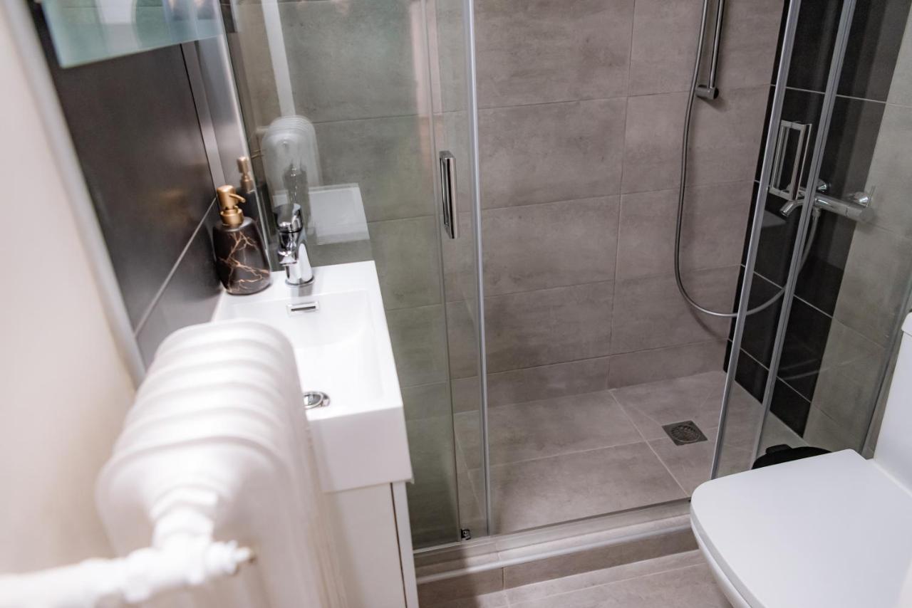 Apartment Pnika 3 Афіни Екстер'єр фото
